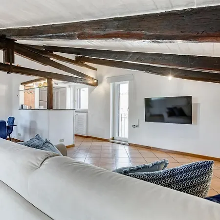 Trevi Legend Penthouse *