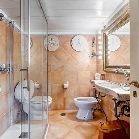 Trevi Legend Penthouse רומא