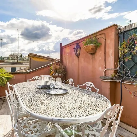 Trevi Legend Penthouse *